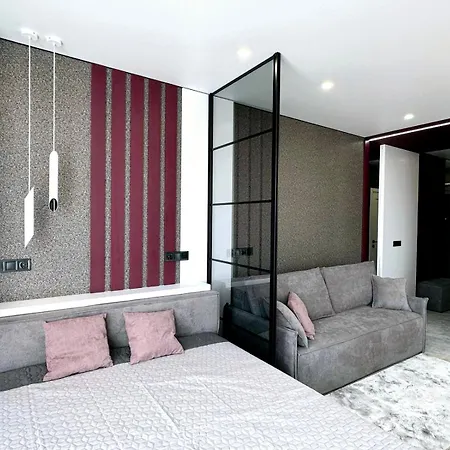 сучасні в новобудові شقة إلفيف