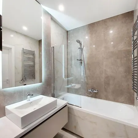 сучасні в новобудові * Львів